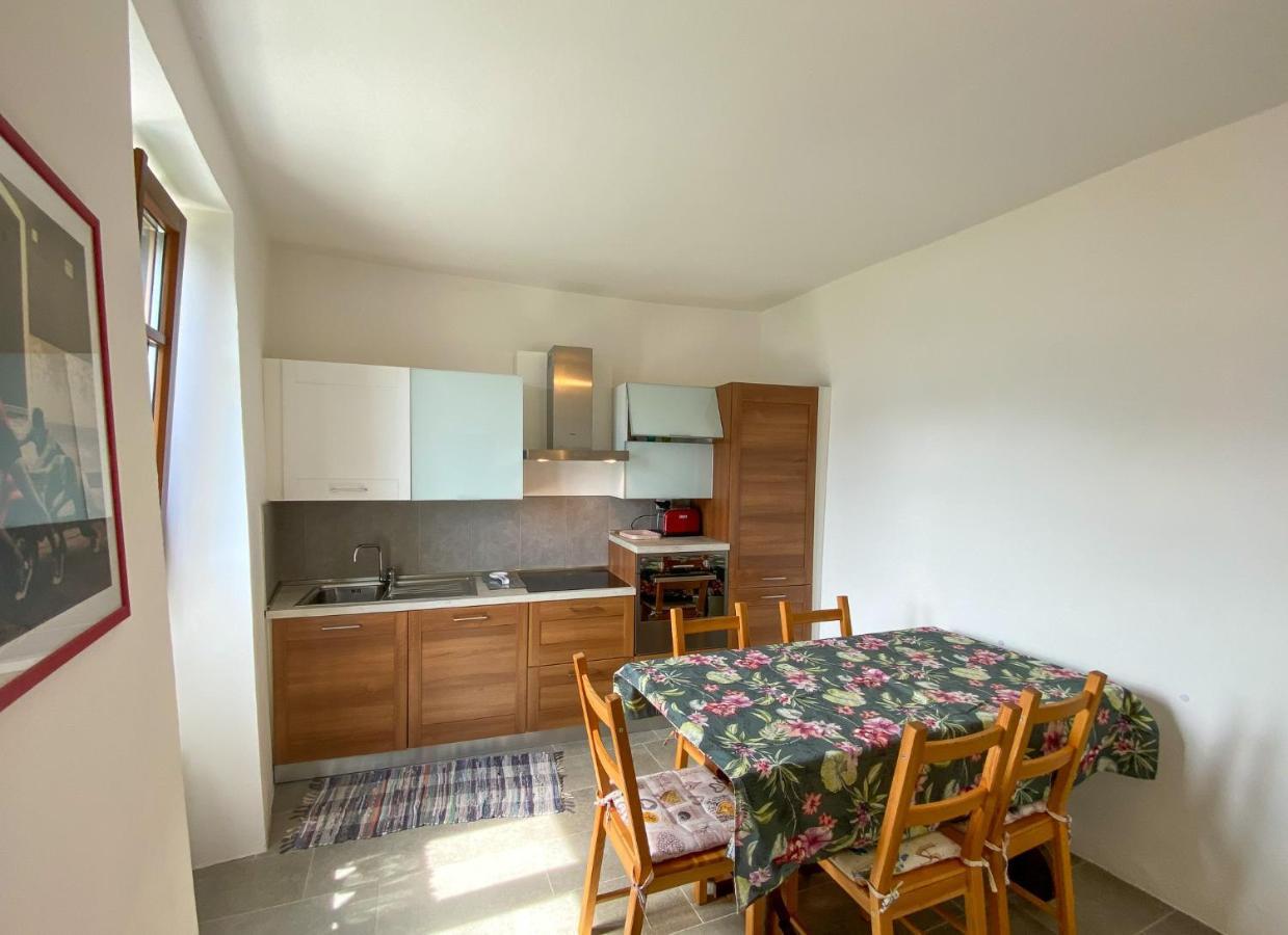 Tre Terre Ferienwohnung Pianello Del Lario Exteriör bild