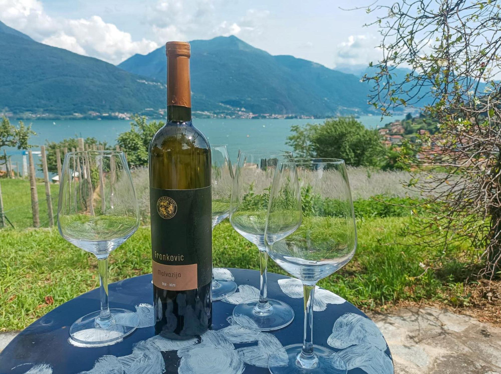 Tre Terre Ferienwohnung Pianello Del Lario Exteriör bild